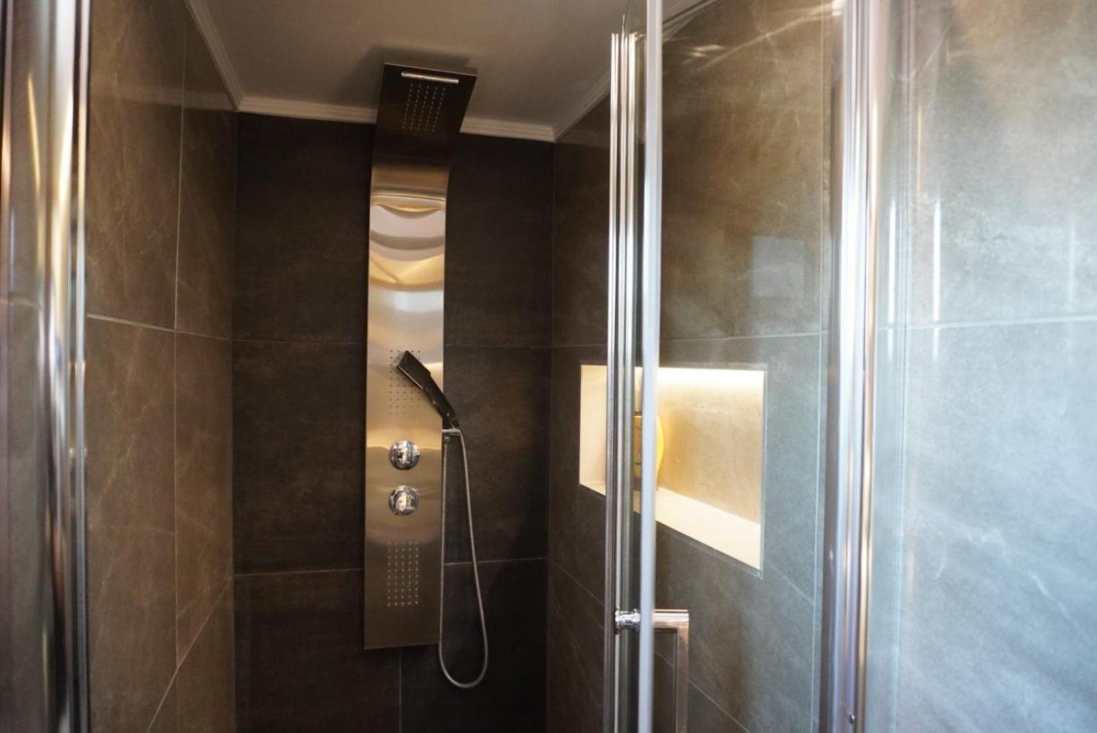 Vaso With Jacuzzi Apartament Epanomi
